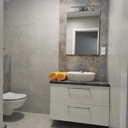 Robtom Острово